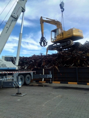 ปิดการขาย!!PC200-3 คอนโทรลสั้น ช่วงล่างเต็ม ทำงานไว ปิดการขาย!!PC200-3 คอนโทรลสั้น ช่วงล่างเต็ม ทำงานไว