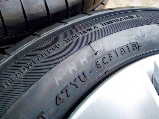 ล้อกระทะเก๋งฮอนด้า ถอดป้ายแดง ขอบ15 4รู100 พร้อมยางโยโกฮาม่า ปี18 ชุด 4ล้อ ล้อกระทะเก๋งฮอนด้า ถอดป้ายแดง ขอบ15 4รู100 พร้อมยางโยโกฮาม่า ปี18 ชุด 4ล้อ