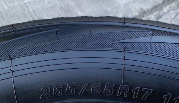 ล้อแม็กป้ายแดง Toyota Revo ขอบ17 พร้อมยางป้ายแดง 265-65-17 Yokohama ปลายปี 18