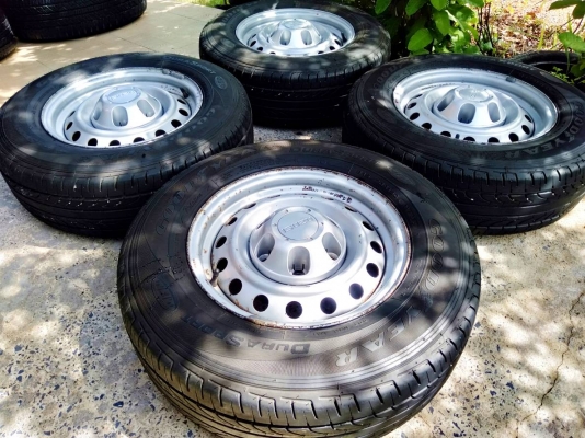 ล้อกระทะอีซูซุ ขอบ15 พร้อมยางกู้ดเยียร์ ดูร่าสปอร์ท 215/70R15 ปี17 ชุด4ล้อ ล้อกระทะอีซูซุ ขอบ15 พร้อมยางกู้ดเยียร์ ดูร่าสปอร์ท 215/70R15 ปี17 ชุด4ล้อ