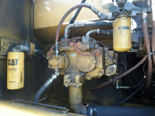 มี VDO ให้ชม.CAT 320 D ราคา 1550000 ราคานี้รวมภาษีแล้วแสนกว่าบาท มี VDO ให้ชม.CAT 320 D ราคา 1550000 ราคานี้รวมภาษีแล้วแสนกว่าบาท