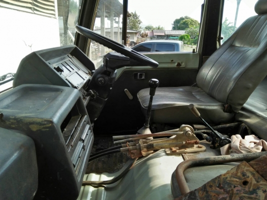 ขายด่วนรถหัวลากสิบล้อ2เพลา เครือง300แรง สภาพพร้อมใช้งาน ขายด่วนรถหัวลากสิบล้อ2เพลา เครือง300แรง สภาพพร้อมใช้งาน