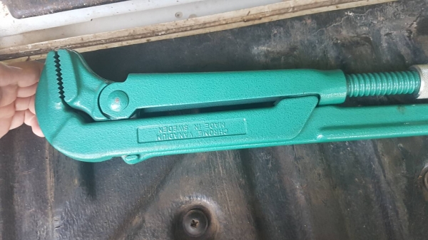 ขายคอม้าSANDVIK BELZER 4"MADE IN SWEDEN.ใหม่เก่าเก็บ ขายคอม้าSANDVIK BELZER 4"MADE IN SWEDEN.ใหม่เก่าเก็บ