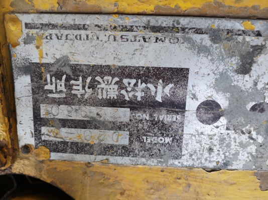ปิดการขาย!!แทรคเตอร์Komatsu D20-3 สภาพดี