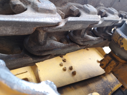 ปิดการขาย!!แทรคเตอร์Komatsu D20-3 สภาพดี