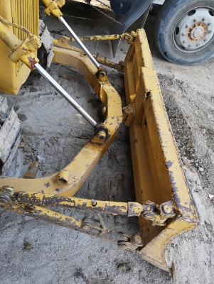 ปิดการขาย!!แทรคเตอร์Komatsu D20-3 สภาพดี