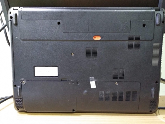 Acer Aspire E1-471  core i3