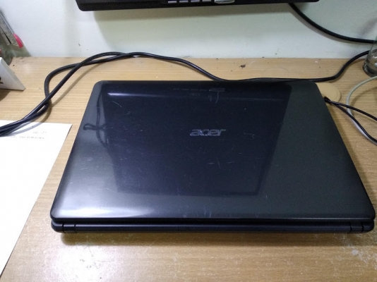 Acer Aspire E1-471  core i3