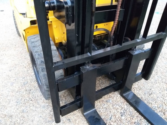 ขายรถยก TCM FD20 Z2S เครื่องดีเซล C240 เสาสูง 3 เมตร ยกได้ 2 ตัน เกียร์ธรรมดา รถนอกนำเข้า ติดต่อ 098-7962549