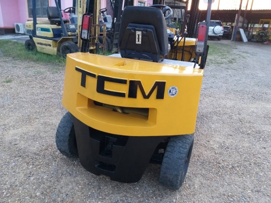 ขายรถยก TCM FD20 Z2S เครื่องดีเซล C240 เสาสูง 3 เมตร ยกได้ 2 ตัน เกียร์ธรรมดา รถนอกนำเข้า ติดต่อ 098-7962549