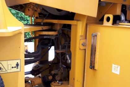 ขาย 950,000 รถตักล้อยาง XCMG LW330K ขนาด 3 คิว ซื้อใหม่ป้ายแดงทำงานน้อย 2,000 ชม.สภาพเหมือนใหม่ เล่มทะเบียน รถพร้อมใช้งานมาก รถอยู่ กทม. 090-772-3710 090-772-3708