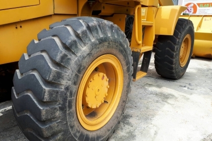 ขาย 950,000 รถตักล้อยาง XCMG LW330K ขนาด 3 คิว ซื้อใหม่ป้ายแดงทำงานน้อย 2,000 ชม.สภาพเหมือนใหม่ เล่มทะเบียน รถพร้อมใช้งานมาก รถอยู่ กทม. 090-772-3710 090-772-3708