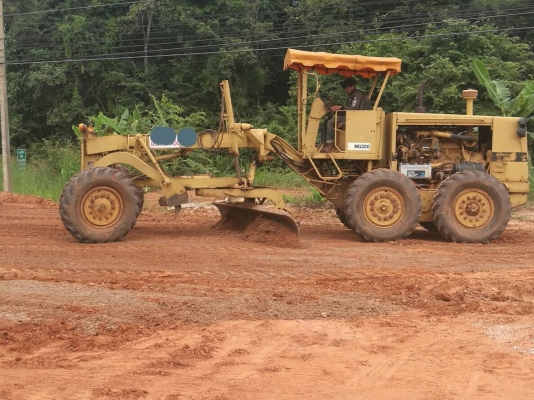 รถเกรดMitsu MG300 เอวอ่อน ยางใหม่ เอกสารเล่มทะเบียน เครื่องดีมาก เจ้าของขายเอง.