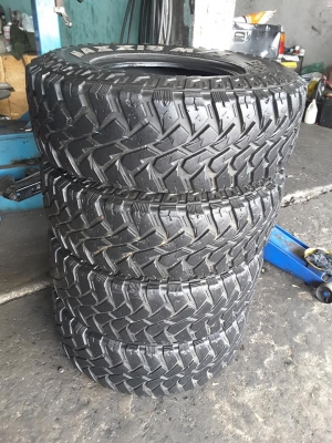 Maxxis MT 265-75-16 สิ้นปี11 สภาพสวยๆ 1ชุด Maxxis MT 265-75-16 สิ้นปี11 สภาพสวยๆ 1ชุด