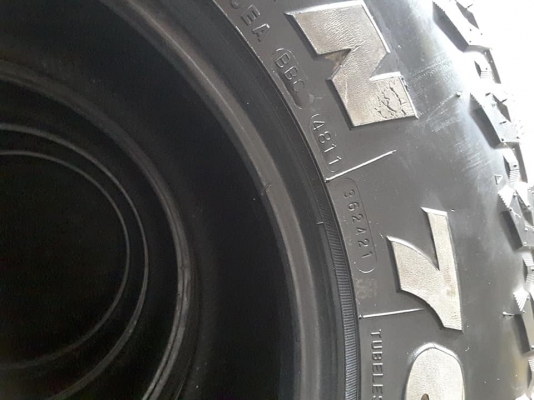 Maxxis MT 265-75-16 สิ้นปี11 สภาพสวยๆ 1ชุด Maxxis MT 265-75-16 สิ้นปี11 สภาพสวยๆ 1ชุด