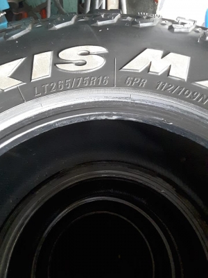 Maxxis MT 265-75-16 สิ้นปี11 สภาพสวยๆ 1ชุด Maxxis MT 265-75-16 สิ้นปี11 สภาพสวยๆ 1ชุด
