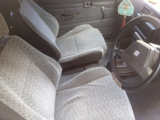 ขายบิ๊กเอ็ม4ประตูหรือแลกรถตู้เครื่องca18ติดแก๊สสนใจโทร0802373520