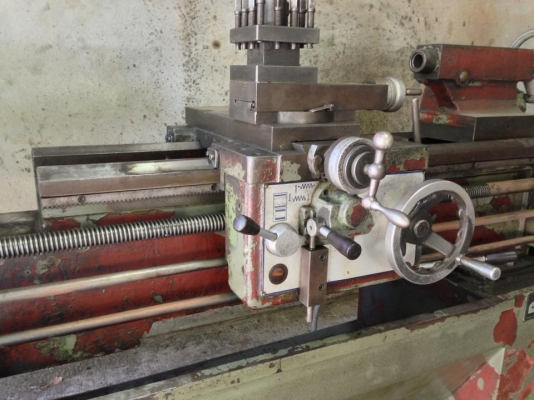 ขายแท่นกลึ่ง6ฟุต สภาพดีพร้อมใช้งาน ถูกๆ