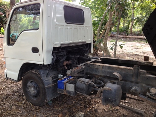 ขายรถ6 ล้อดั้ม 100แรงราคาเบาๆสภาพพร้อมใช้รถใช้งานอยู่ทุกวัน