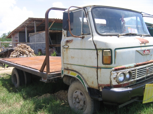 ขาย 6 ล้อ HINO KM 310 พื้นเรียบ ท้ายลาด