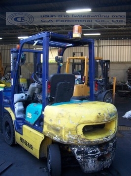 ขาย รถโฟล์คลิฟท์ KOMATSU รุ่น FD25-14