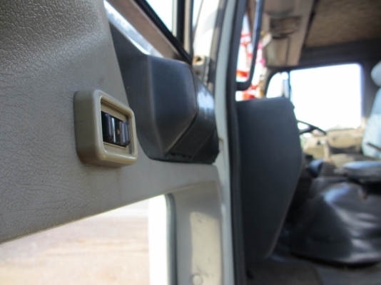 10ล้อ 3H สิงห์ไฮเทค เพลาเดียว 195แรง 10ล้อ 3H สิงห์ไฮเทค เพลาเดียว 195แรง