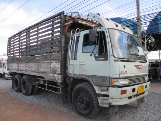 10ล้อ 3H สิงห์ไฮเทค เพลาเดียว 195แรง 10ล้อ 3H สิงห์ไฮเทค เพลาเดียว 195แรง