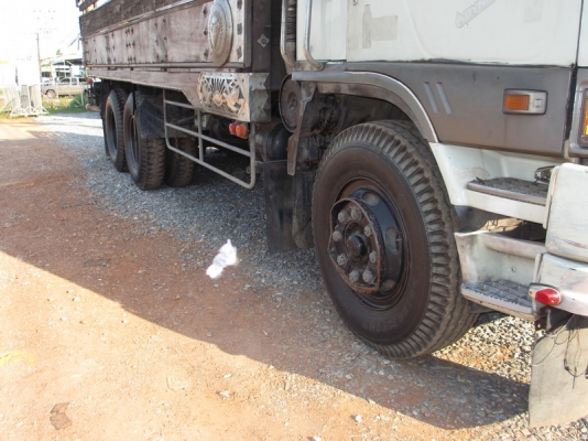 10ล้อ 3H สิงห์ไฮเทค เพลาเดียว 195แรง 10ล้อ 3H สิงห์ไฮเทค เพลาเดียว 195แรง