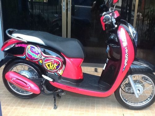 HONDA SCOOPY I ตัวใหม่ล่าสุด(ไฟฝัง)สภาพป้ายแดง