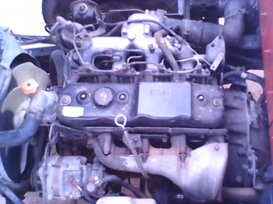 รถ ISUZU  110  NKR  ปี  39  เครื่องแน่น  ครัชชีสวย  รถห้างแท้