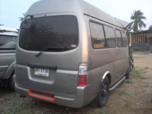 ขายรถตู้ นิสสัน URVAN รถอุบัติเหตุ พร้อมเล่มทะเบียน