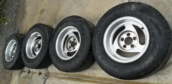 ล้อแม็กขอบ14 น็อต 5 รู พร้อมยาง เหมาๆสี่ล้อ