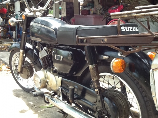 suzuki k125 mask2 สนใจโทรมาที่ 081-4975571 ธาม สุพรรณ