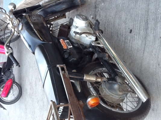 suzuki k125 mask2 สนใจโทรมาที่ 081-4975571 ธาม สุพรรณ