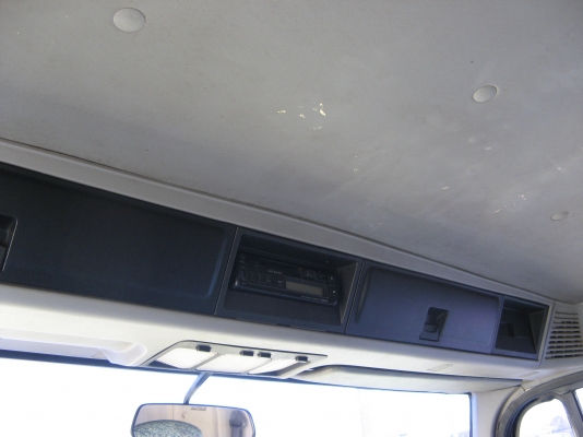 ขาย 6ล้อ ฮีโน่ สมอทอง 220 แรง ยาว 7.20 ปี 2001 สภาพสวยเดิมเครื่องดี พร้อมใช้งาน ชมก่อนได้ครับ สนใจติดต่อ 081-9425443