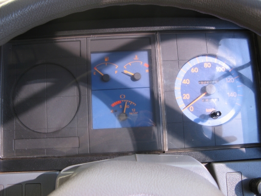 ขาย 6ล้อ ฮีโน่ สมอทอง 220 แรง ยาว 7.20 ปี 2001 สภาพสวยเดิมเครื่องดี พร้อมใช้งาน ชมก่อนได้ครับ สนใจติดต่อ 081-9425443