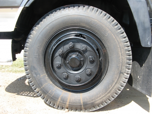 ขาย 6ล้อ ฮีโน่ สมอทอง 220 แรง ยาว 7.20 ปี 2001 สภาพสวยเดิมเครื่องดี พร้อมใช้งาน ชมก่อนได้ครับ สนใจติดต่อ 081-9425443