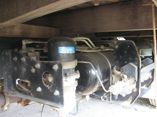 ขาย 6ล้อ ฮีโน่ สมอทอง 220 แรง ยาว 7.20 ปี 2001 สภาพสวยเดิมเครื่องดี พร้อมใช้งาน ชมก่อนได้ครับ สนใจติดต่อ 081-9425443