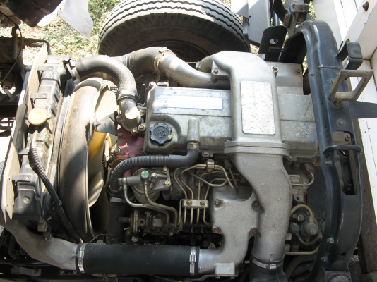 ขาย 6ล้อ ฮีโน่ สมอทอง 220 แรง ยาว 7.20 ปี 2001 สภาพสวยเดิมเครื่องดี พร้อมใช้งาน ชมก่อนได้ครับ สนใจติดต่อ 081-9425443