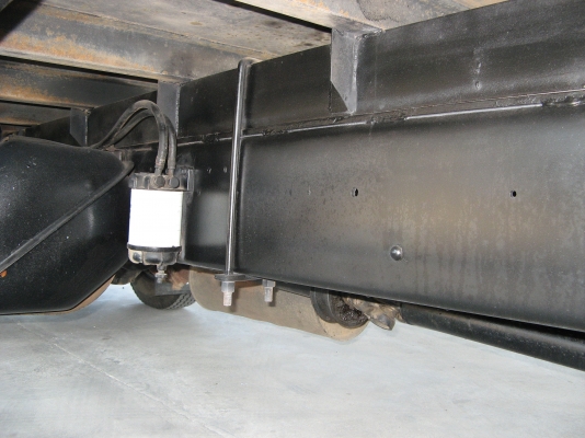 ขาย 6ล้อ ฮีโน่ สมอทอง 220 แรง ยาว 7.20 ปี 2001 สภาพสวยเดิมเครื่องดี พร้อมใช้งาน ชมก่อนได้ครับ สนใจติดต่อ 081-9425443