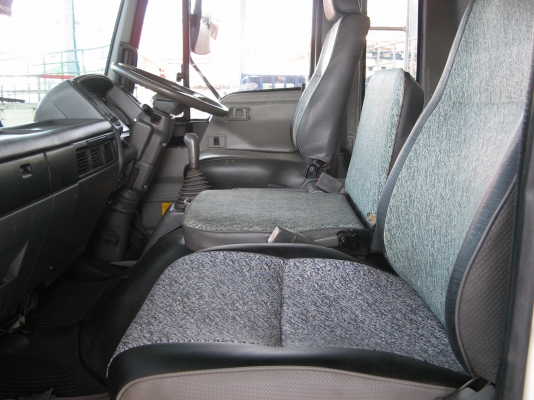 ขาย 6ล้อ ฮีโน่ สมอทอง 220 แรง ยาว 7.20 ปี 2001 สภาพสวยเดิมเครื่องดี พร้อมใช้งาน ชมก่อนได้ครับ สนใจติดต่อ 081-9425443