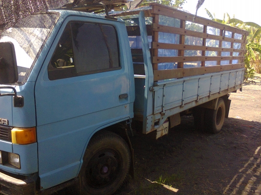 ขายหกล้อ ISUZU NKR 110 แรง