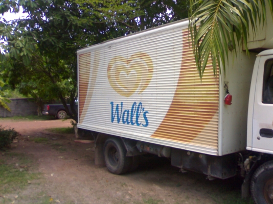 ขายตู้ทำความเย็นถอดจากรถไอติมวอลสภาพใช้งานได้ปกติ มี2ตู้คับ