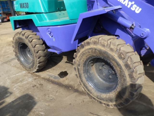 Komatsu  WA30-5E