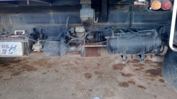 รถฮีโน่ 10 ล้อดั๊ม F18  187 แรงม้า  สนใจติดต่อ 081 - 6079515