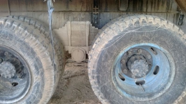 รถฮีโน่ 10 ล้อดั๊ม F18  187 แรงม้า  สนใจติดต่อ 081 - 6079515