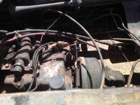 รถฮีโน่ 10 ล้อดั๊ม F18  187 แรงม้า  สนใจติดต่อ 081 - 6079515