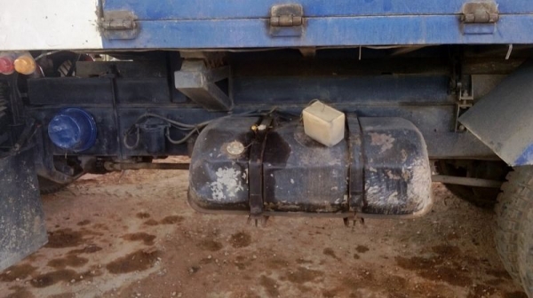 รถฮีโน่ 10 ล้อดั๊ม F18  187 แรงม้า  สนใจติดต่อ 081 - 6079515