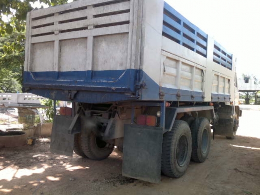 รถฮีโน่ 10 ล้อดั๊ม F18  187 แรงม้า  สนใจติดต่อ 081 - 6079515