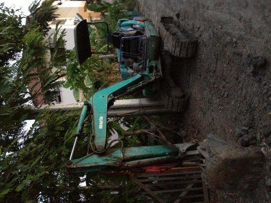 ขายรถเเบคโฮคู่ 550,000 pc30 komutsu 7 2 คันมึลายหัวเจาะพร้อม ติดต่อคุณเทียม 089-8537348